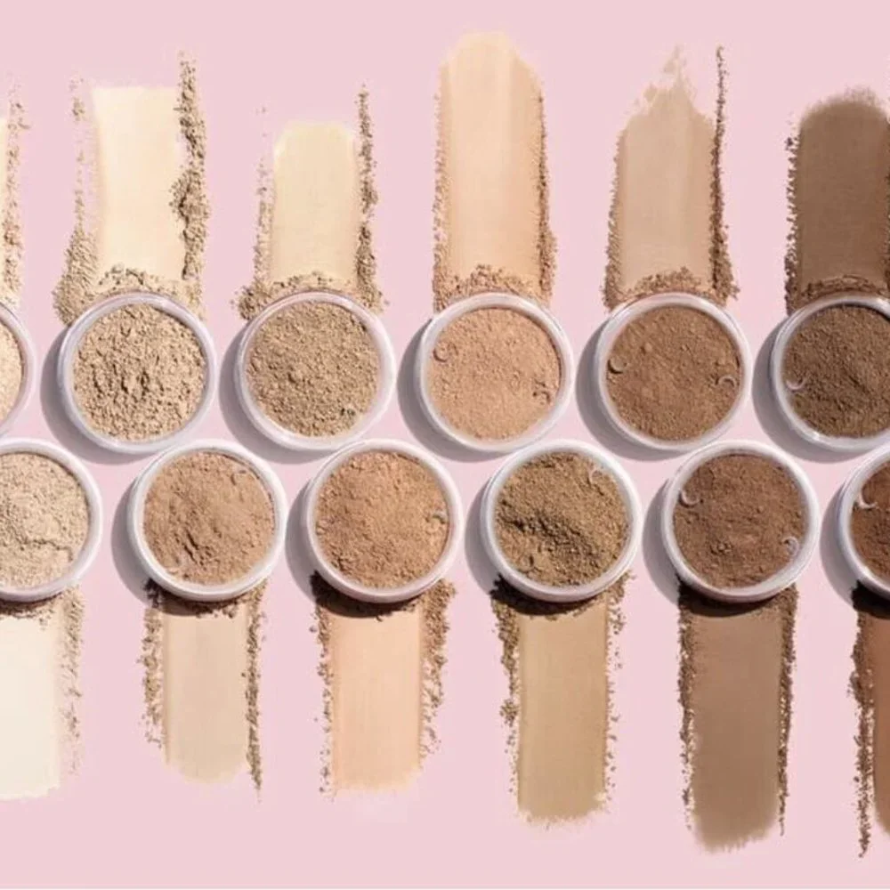 Mary Kay silky setting powder Light Beige